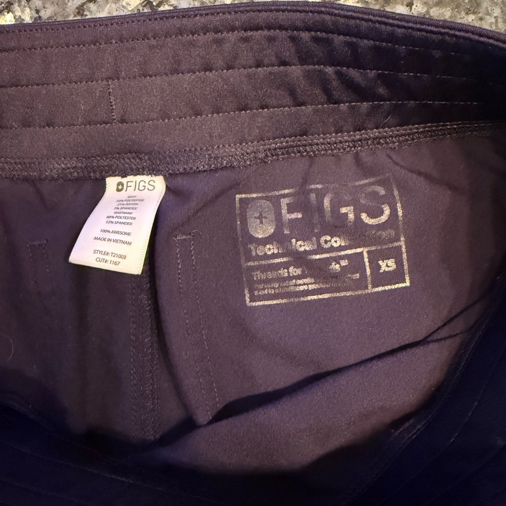 Figs Eggplant Scrub Pants